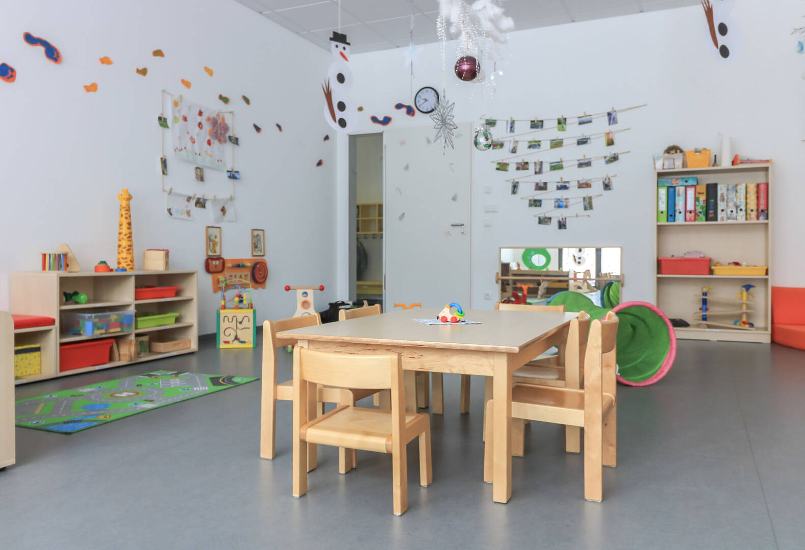 Group room with a seating area and play facilities